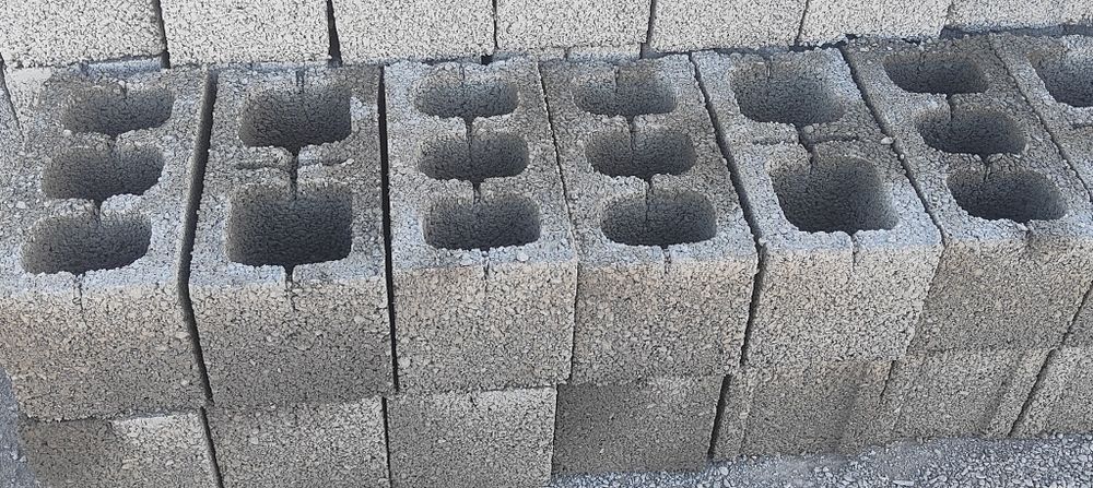 Шлакаблок заборни и