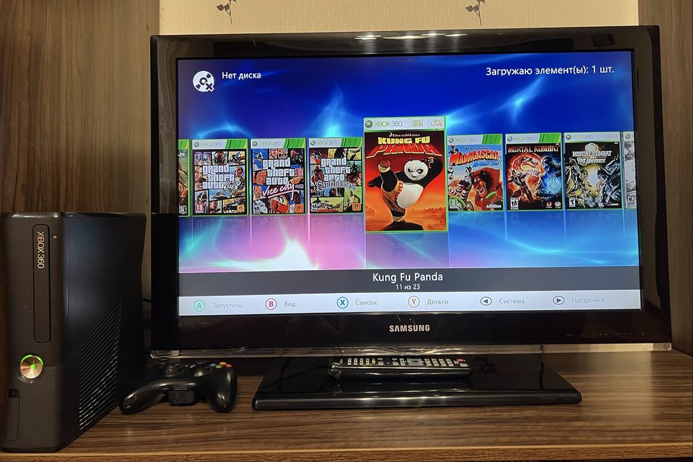 Xbox 360 SLIM + 23 игры - ПРОШИТЫЙ