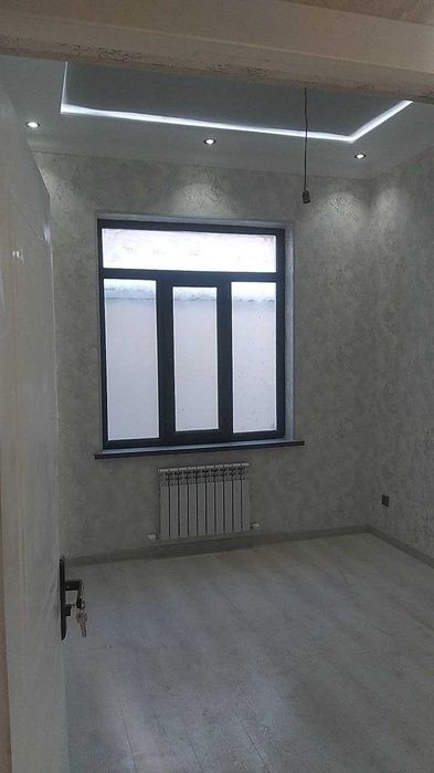 Срочно...Чорток махалла 2.4 соток 4 хона 3 та санузел ва  подвал бор