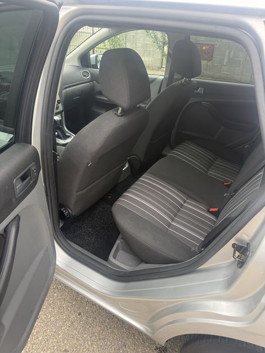 Ford Focus 1.6 benzin 2009
