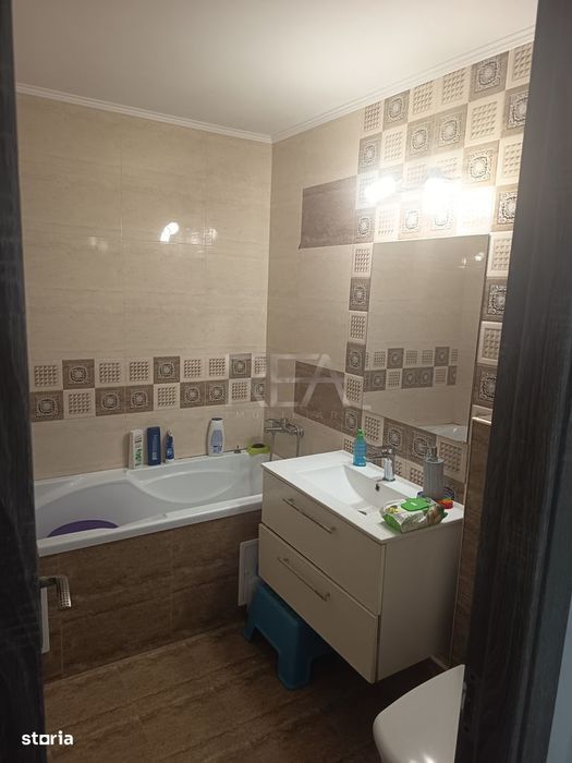 4 camere decomandat | 85 mp | Renovat complet | Etaj 3 |  - Barca