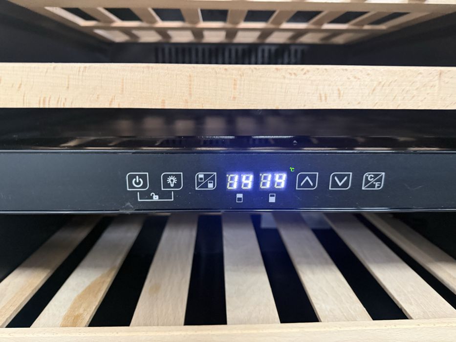 Нова!! Хладилна витрина FRILEC