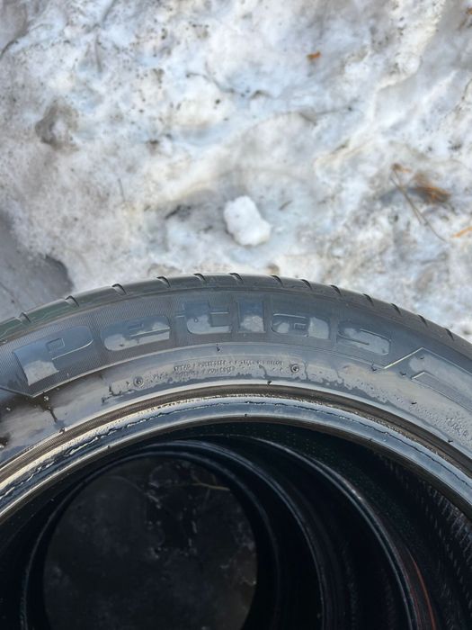 Продам летние шины 235.55.R19