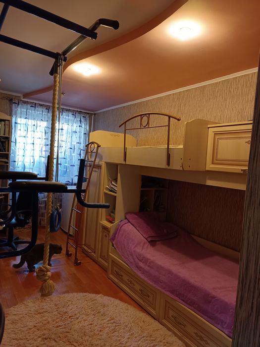 3-4 комнатная квартира