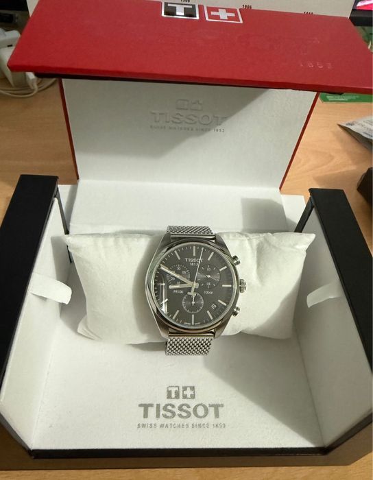 Ceas Tisot nou la cutie