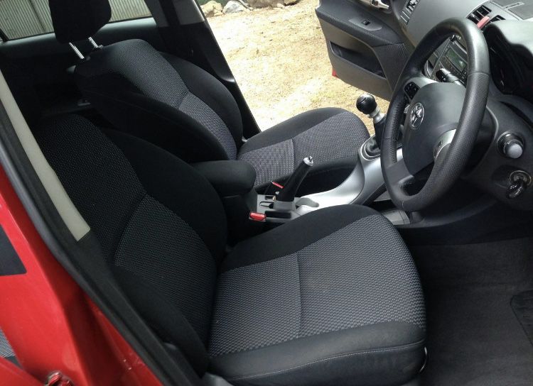 Тойота аурис/ Toyota auris 1.33 vvti 99кс 10-12г