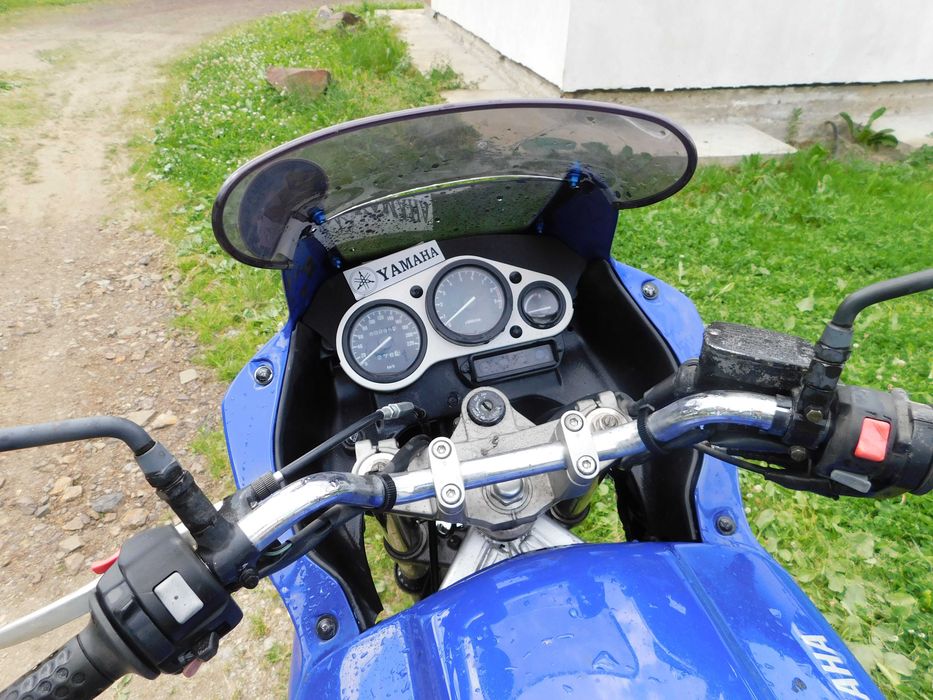 Motocicleta Yamaha TDM