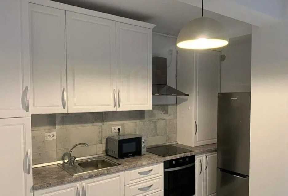 Дава се под наем Двустаен апартамент в Пловдив, Захарна фабрика - 65 кв.м за 209.1 € - Снимка #1