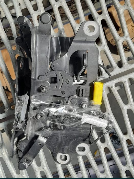 Capse pirotehnice balamale capota bmw seria 6 f12 f13 f06