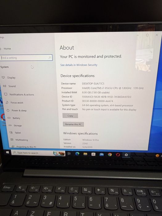 Laptop ultraportabil Lenovo Yoga S730