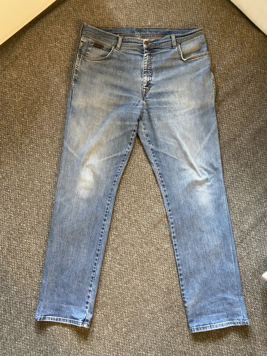 Pantaloni Wrengler, lungime 32, latime 38