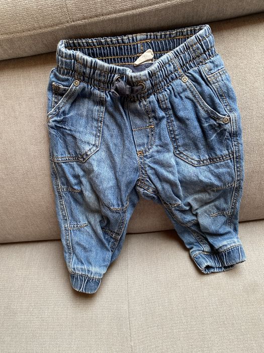 Jeans mici pentru baieti