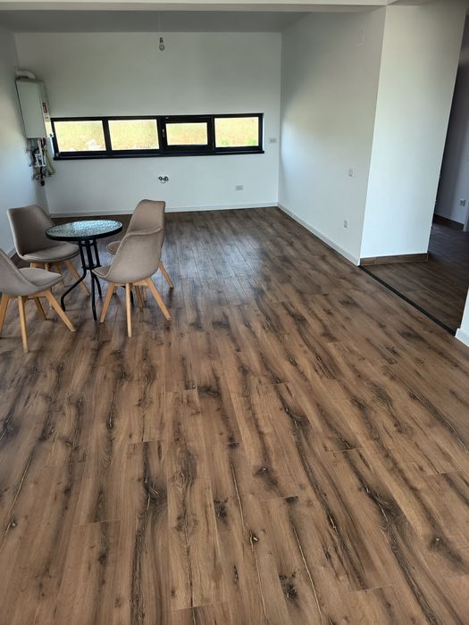 Montaj parchet. Scari lemn. Trepte stratificat