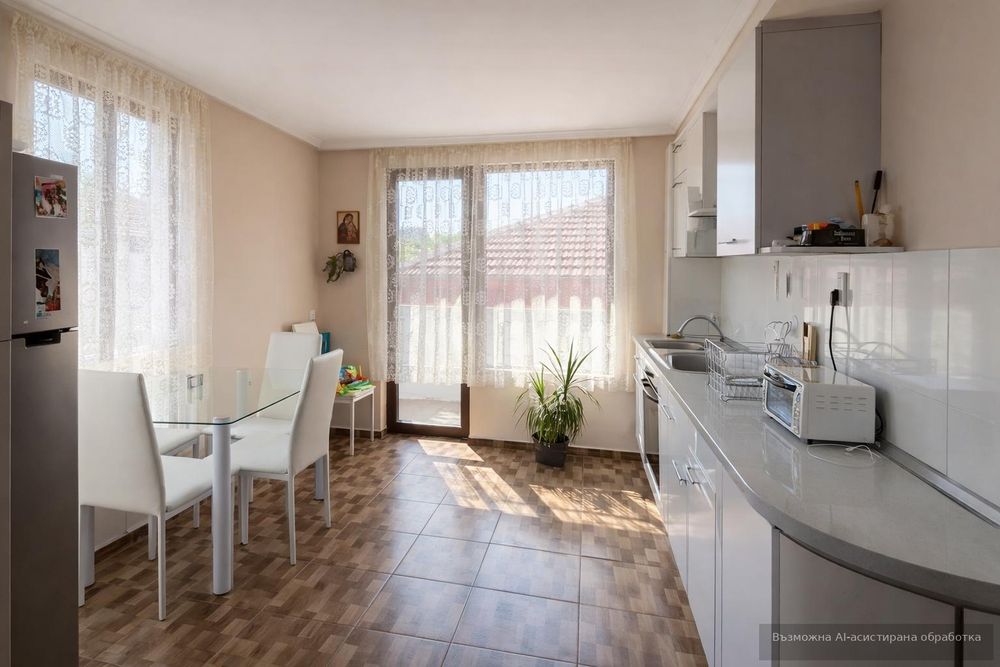 Дава се под наем Двустаен апартамент в Пловдив, Мараша - 62 кв.м за 548.25 € - Снимка #2