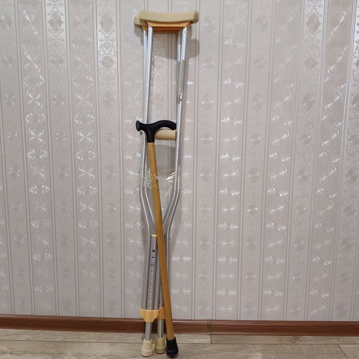 Продам костыль  + трость