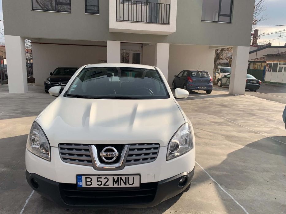 Nissan Qashqai 2010 Motor 2.0 benzina , 200.000  KM  , 4400 negociabil