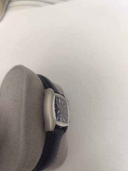 Продам винтажные часы Edox