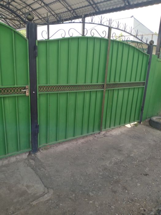 Продам ворота. 150000