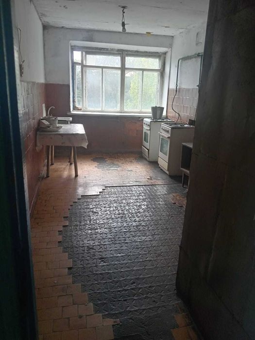 Срочно продам общежитие У.Громова