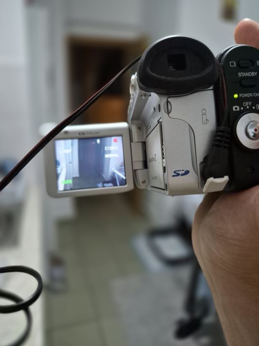 Sharp camera de filmat