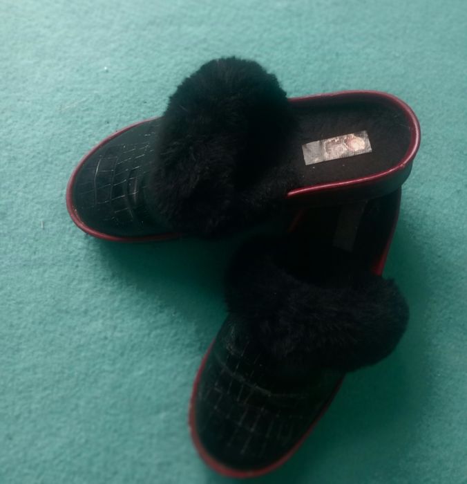 Ayollar kuzgi qishki poyabzali