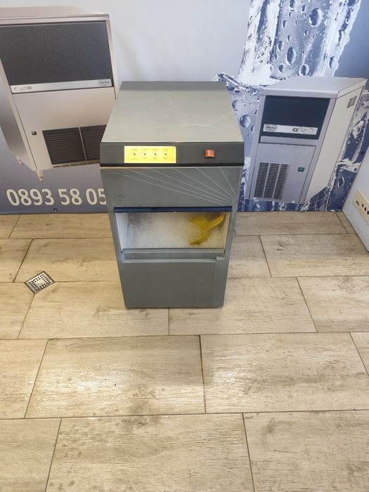 Ледогенератор люспест лед