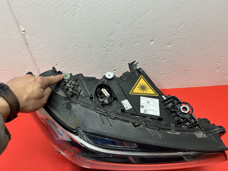 Far bmw X3 G01 X4 G02 lci Laser 2021-2024 dreapta