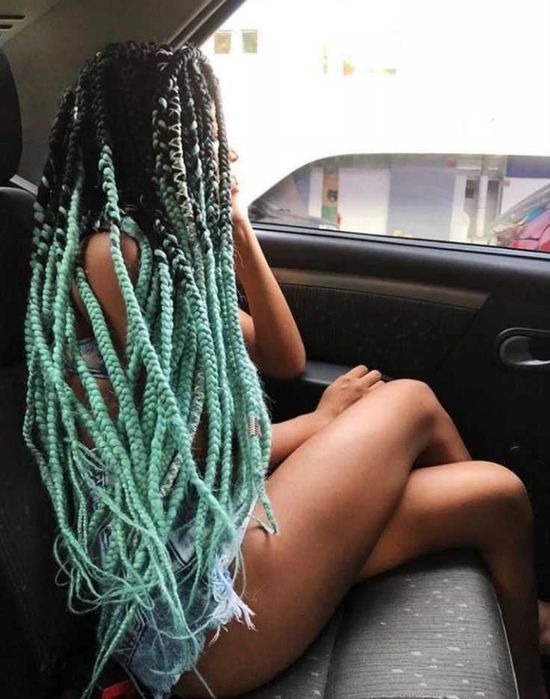 Три броя канекалон за плитки цвят омбре черно с мента Джъмбо плитка