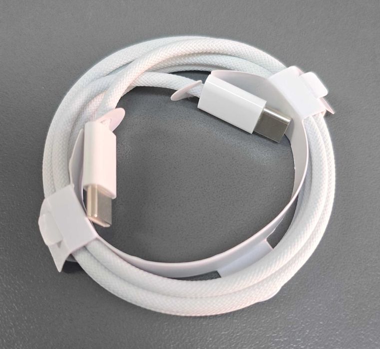 Оригинален кабел за бързо зареждане на iPhone 15 Pro Max