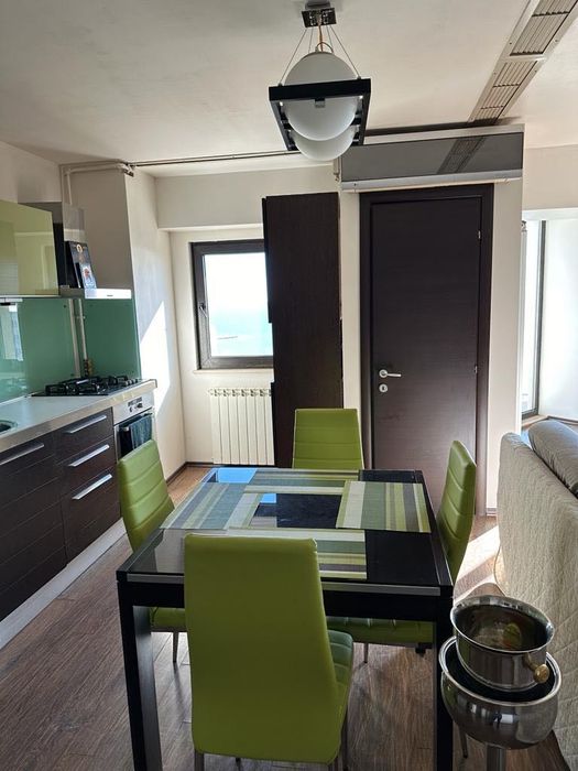Inchiriez apartament