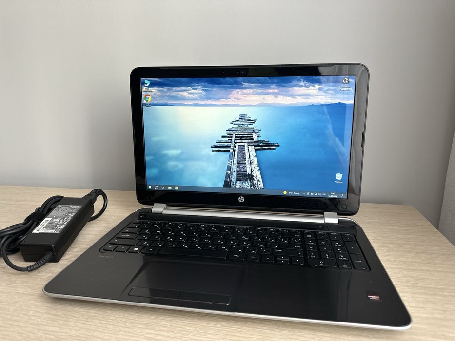 Мощный ноутбук HP, Core i7, 16GB RAM, SSD, 2 Видеокарты, Windows 10