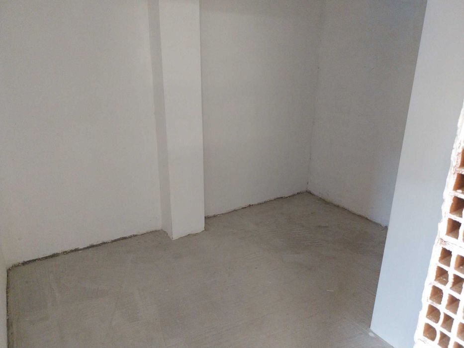 Дава се под наем Гараж / Паркомясто в София, Кръстова вада - 29 кв.м за 149.43 € - Снимка #4