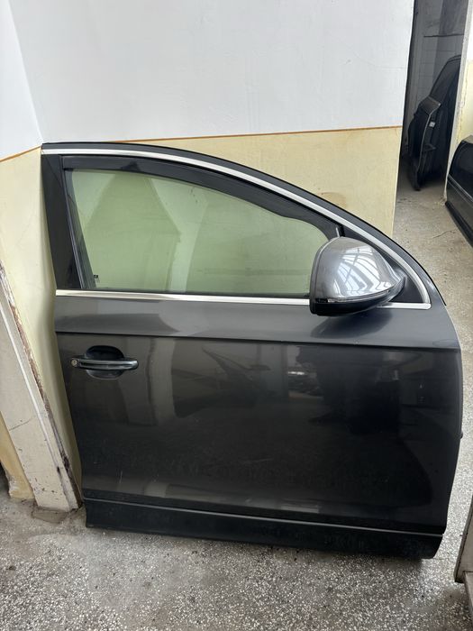 Audi Q7 4l врати