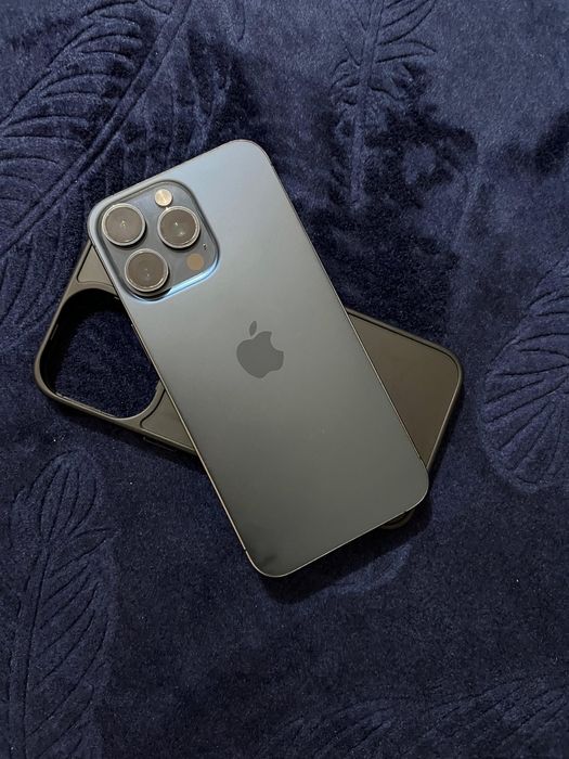 iPhone 15 Pro Max – 256GB – Stare foarte bună de funcționare