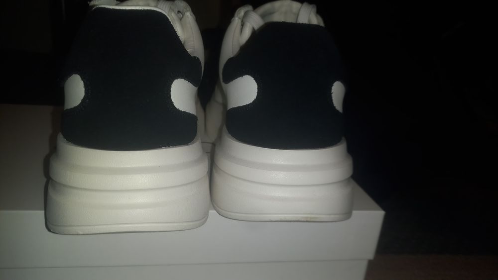 Guess Pantofi Eleganti