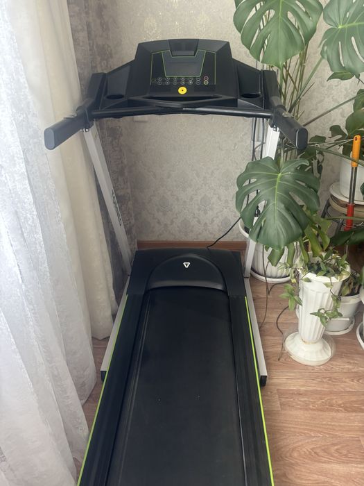 Продам беговую дорожку