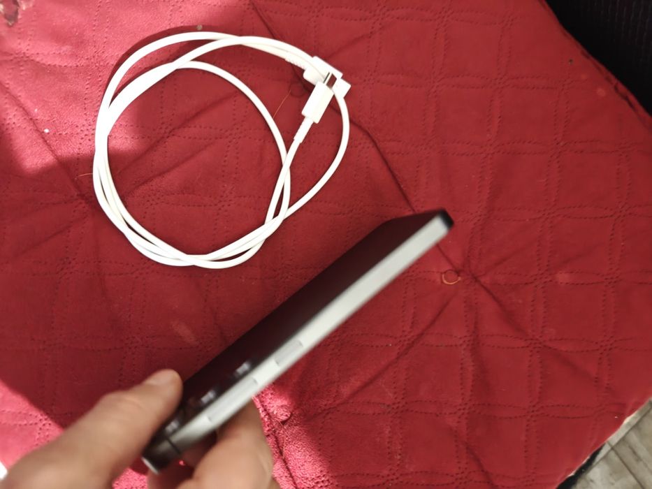 Samsung S24 impecabil