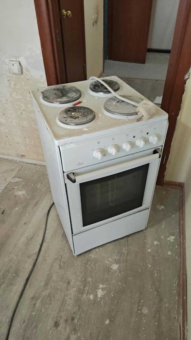 Электрическая плита