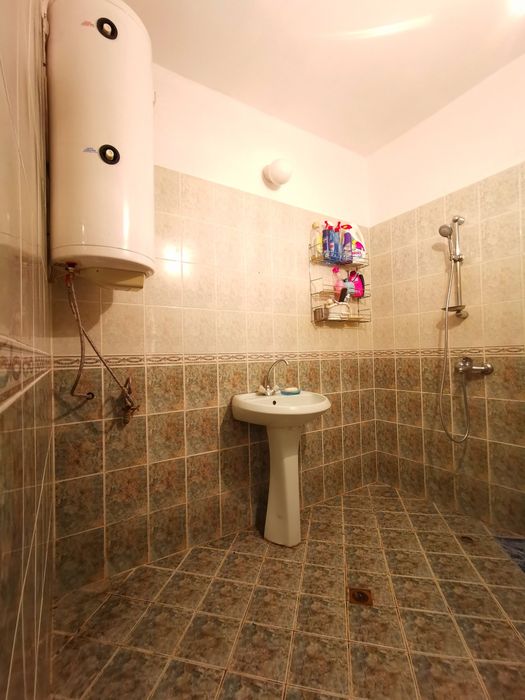 Продава се Четиристаен апартамент в Горна Оряховица - 105 кв.м за 905 €/кв.м - Снимка #11