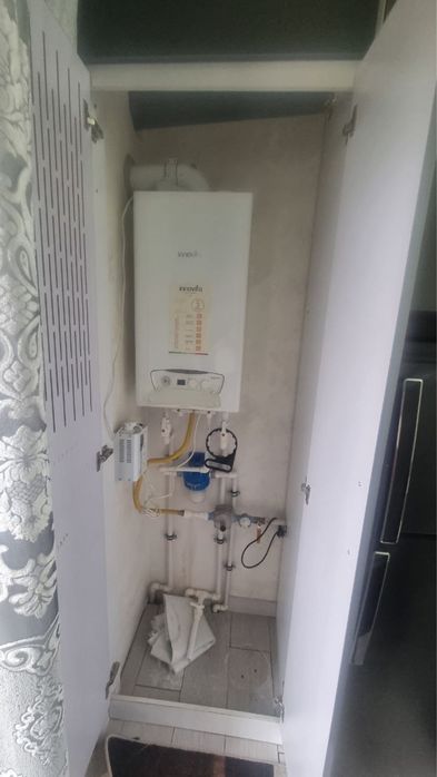 Срочно  Продаётся своя квартира Учтепа 24 квартал