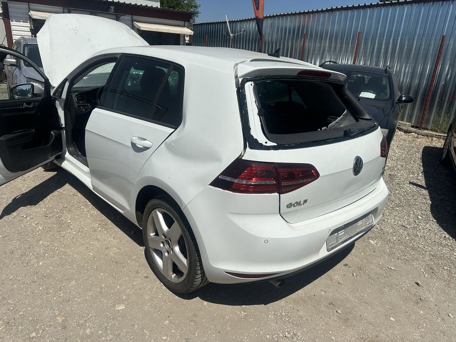 Фолксваген Голф 7 1.6tdi- CXX - 110k На Части!!!