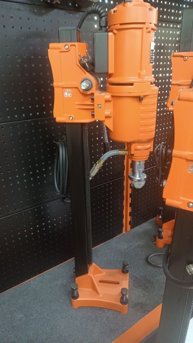 Аппарат алмазного сверления