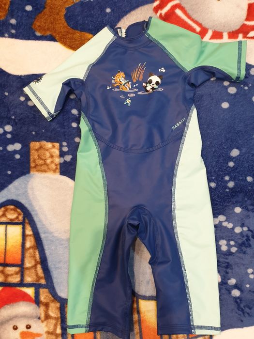 Costum pt inot 2-3 ani la doar 45 lei