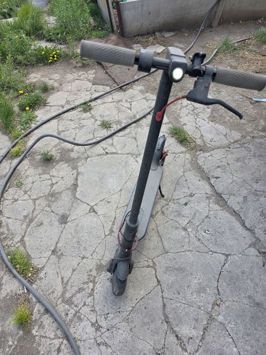 Продам электросамокат