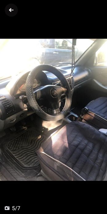 автомобиль джип 2008г