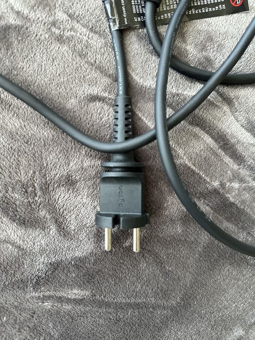 Dyson air wrap, rose gold