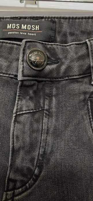 Дамски оригинални дънки.    MOS MOSH.