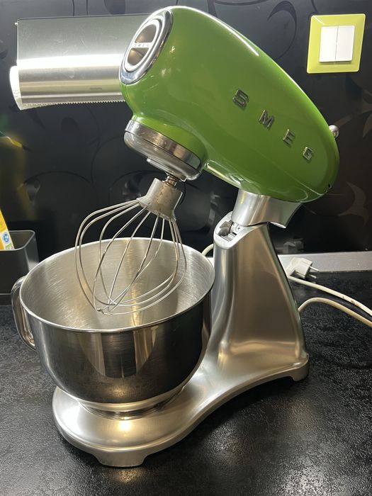 Планетарен миксер SMEG