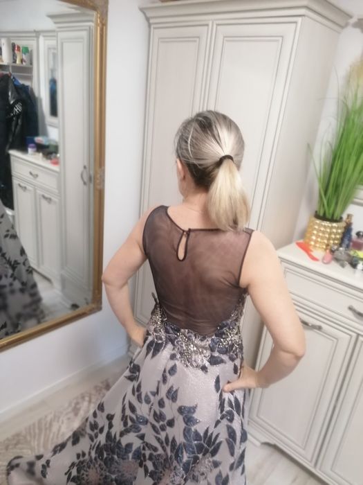 Vand rochie ocazie, nasa, mărimea M, sau 38