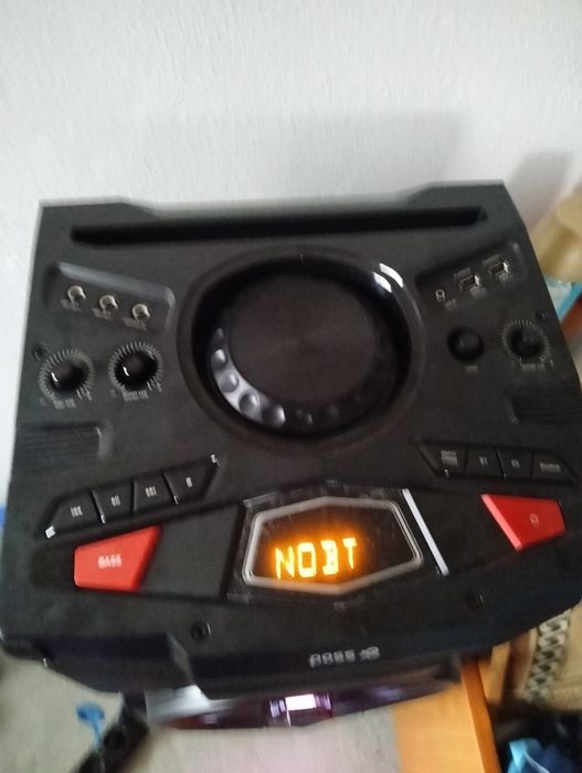 Vând boxa  noua poss